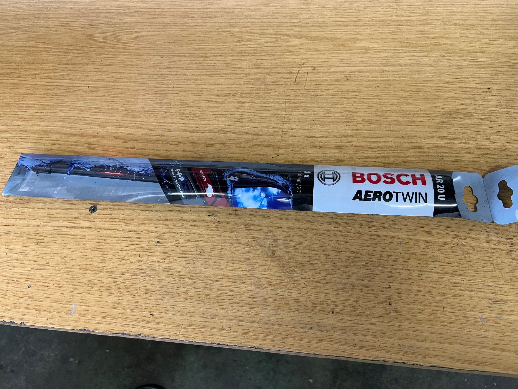 Bosch Tutti pezzi di ricambio auto: Bosch Aerotwin AR20U Scheibenwischerblatt – Nuovo e nell'imballaggio originale da Hessigkofen venduto da proteusch