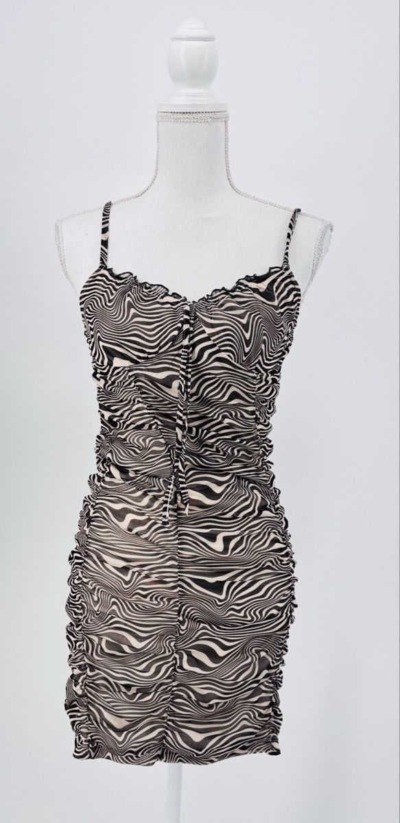 H&M Kleider: # WOMAN - Kleid Gr. S - H&M # – Gebraucht aus Bolligen von secondhand-with-love