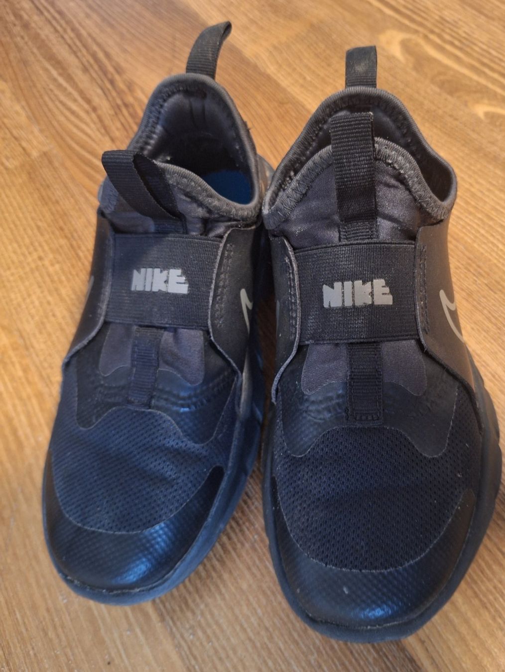 Nike Scarpe da uomo: Nike Performance FLEX RUNNER 2 UNISEX 32 – Usato da Herrliberg venduto da linavogt 1