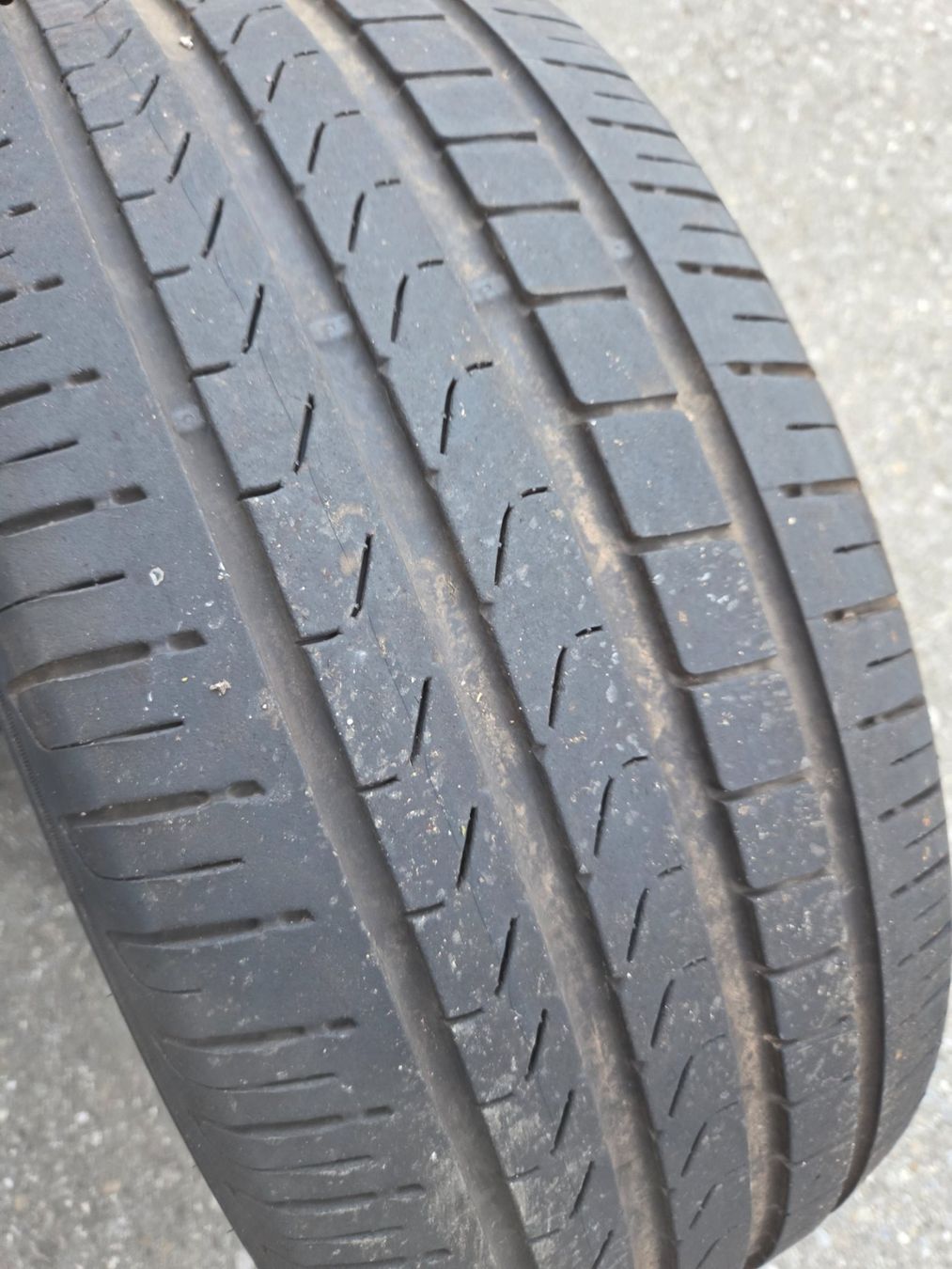 Pneumatici & Ruote complete: 235 / 55 R 18   100V  Pirelli – Usato da Fischbach-Göslikon venduto da Emanuel.Bardhi 3
