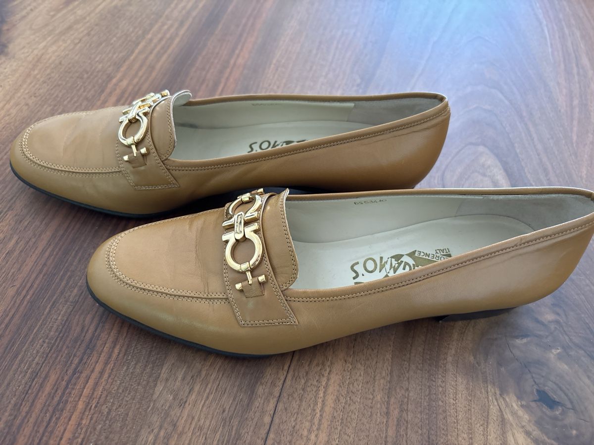 Salvatore Ferragamo Scarpe da donna: Schuhe Salvatore Ferragamo Gr. 38 – Nuovo (secondo la descrizione) da Winterthur venduto da san_wd8j 7