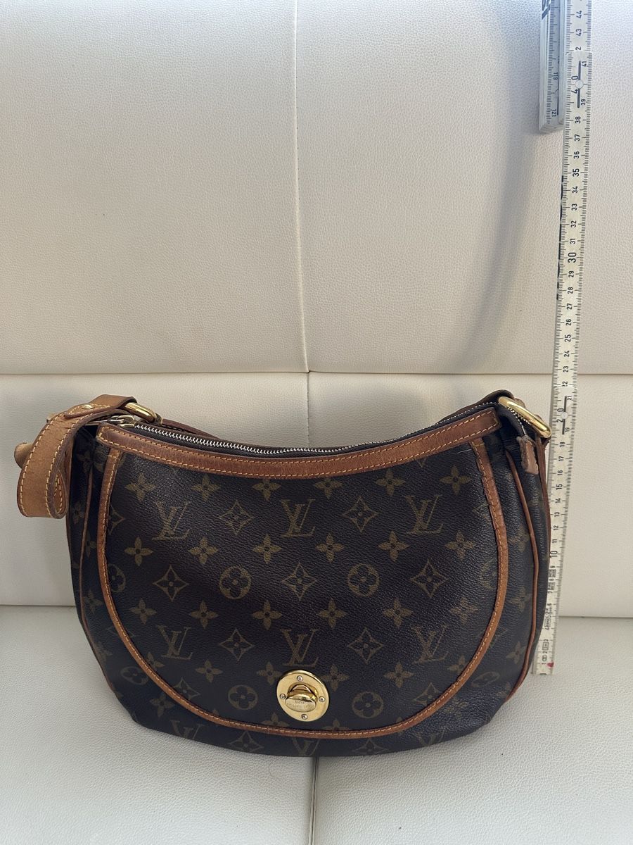 Louis Vuitton Sacs femmes: Louis Vuitton Bag – D'occasion à Glattbrugg par tina063