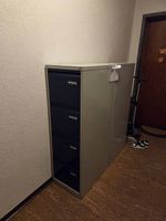 Hängeregisterschrank Metall ausziehbar  sehr guter Zustand