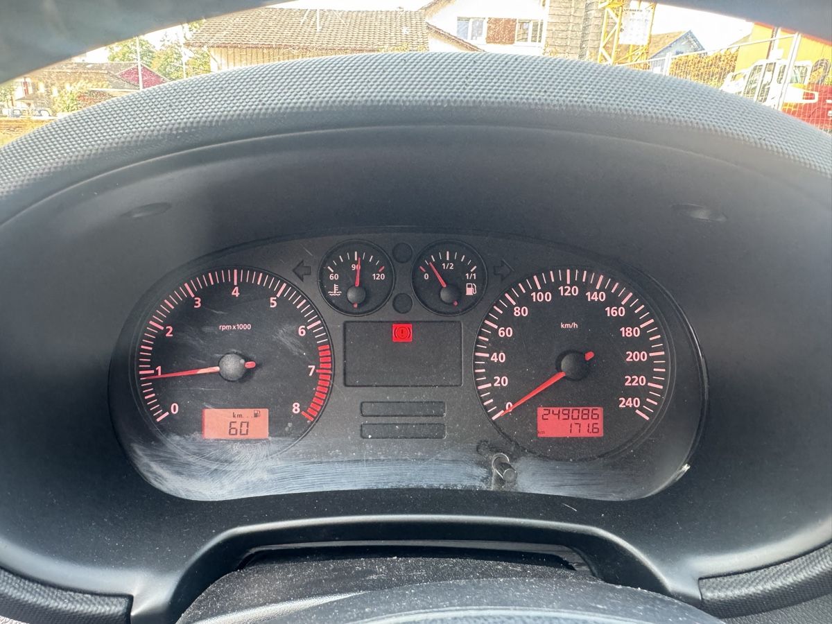 Seat Autos: Seat Leon 1.8 – Gebraucht aus Frauenfeld von gil_9tgc 7