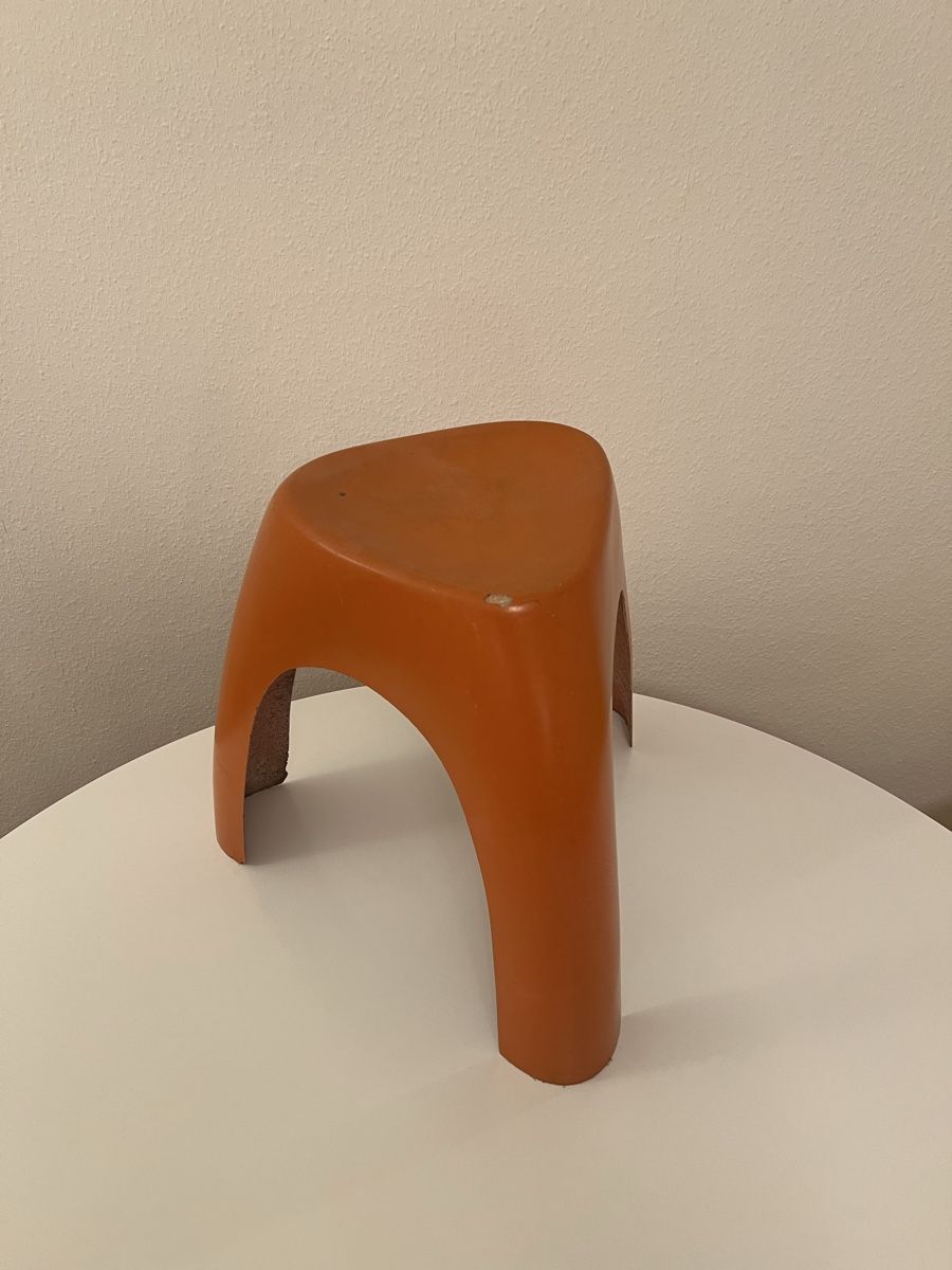 Sgabelli: Elephant Stool von Sori Yanagi – Usato da Zürich venduto da Leuzzeli 5
