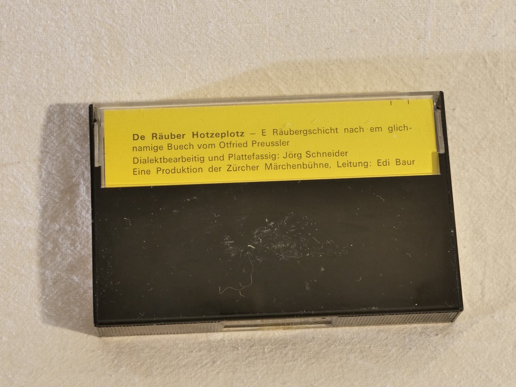 Musicassette: Kassette De Räuber Hotzeplotz Jörg Schneider – Usato da Lustmühle venduto da Glatisant 2