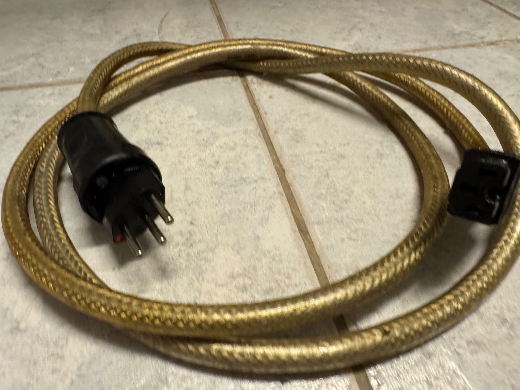 Cavi: Audio Agile Power Wire Netzkabel 2 m – Usato da Trimbach venduto da ELITA-5 3