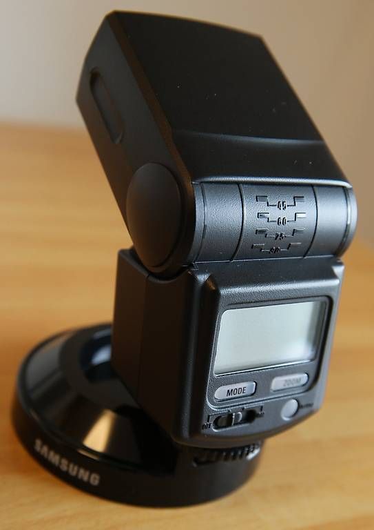 Flash: Blitz zu Samsung NX – Usato da Basel venduto da laverda75 1