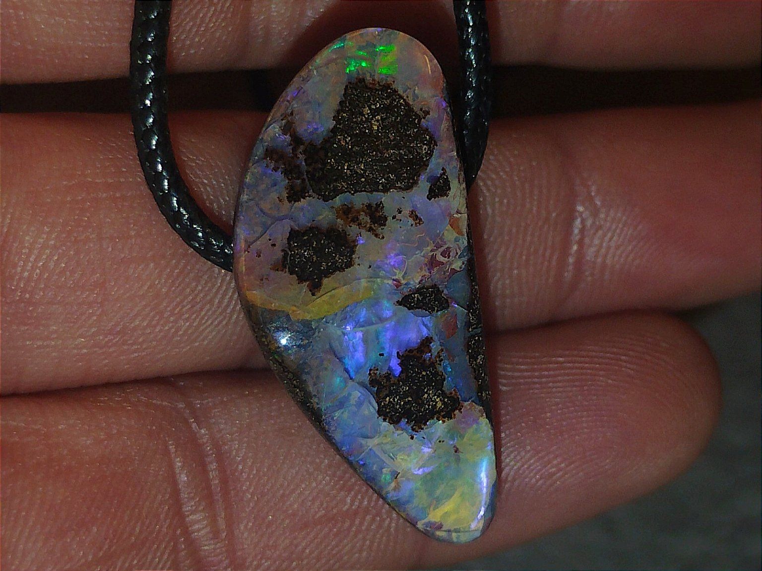 Pietre preziose: Natürlicher Australischer Boulder Opal Anhänger – Usato da Uerkheim venduto da Winwinner 4