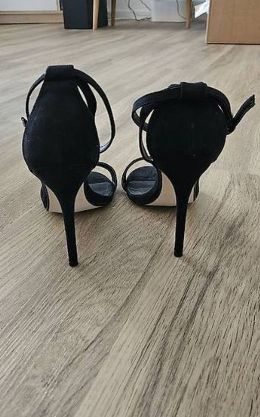 Chaussures femmes: High Heels Sandalen Gr. 40 – Neuf (Voir description) à Stettlen par gpa18 2