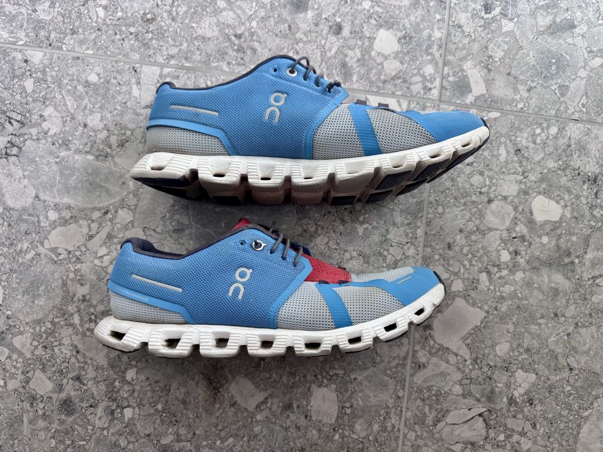 On Scarpe da uomo: On Cloud Laufschuhe Grösse 45, Zustand Gut – Usato da Buchs SG venduto da Felice14 2