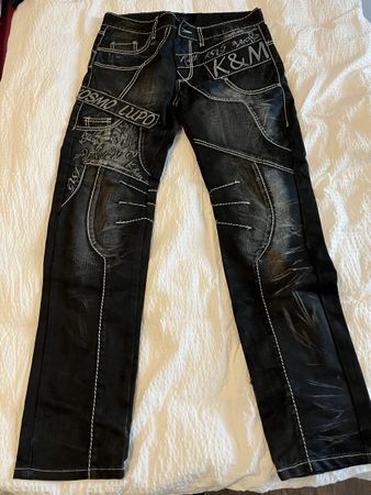 Coole Kosmo Lupo Jeans, Grösse 32, neu wurden nie getragen
