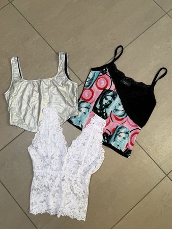 3 Tops