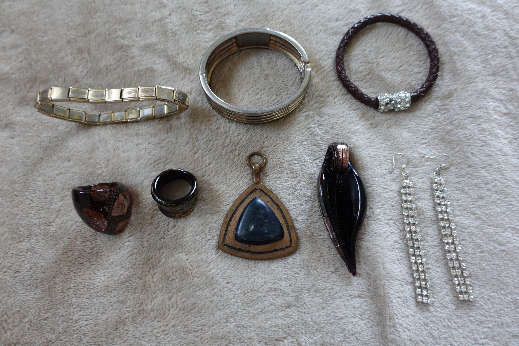 Altri gioielli: 1 schönes 41 teiliges Modeschmuck Set – Usato da rorschach venduto da Babsi64 6