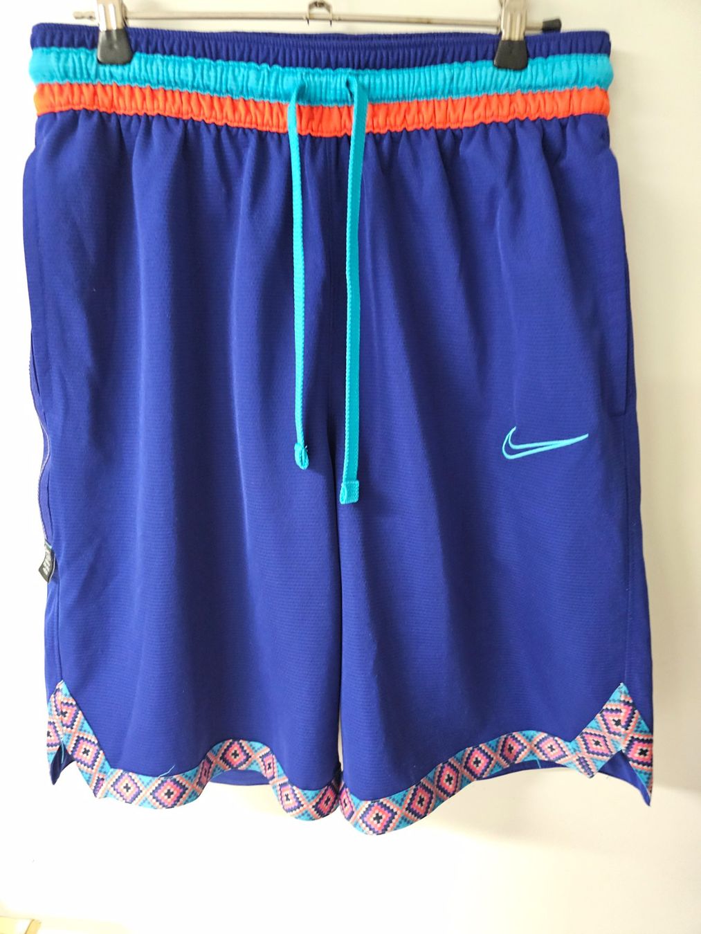 Nike Pantaloni: Sporthose von Nike Gr. S – Usato da Rheineck venduto da aron012