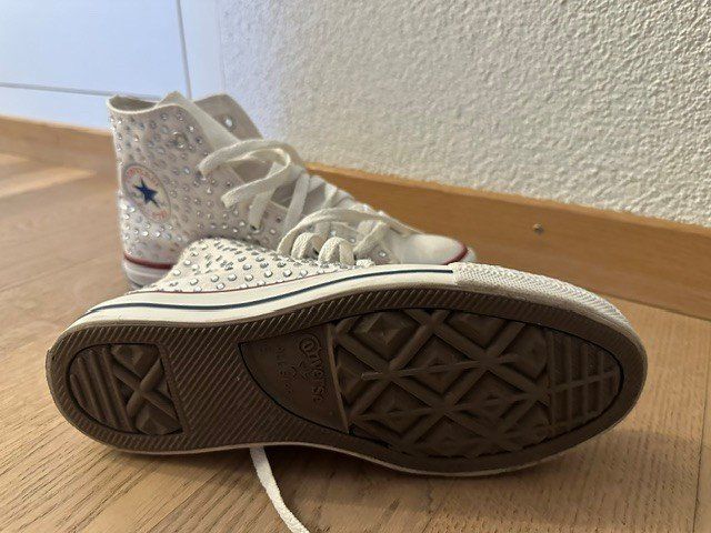 Converse Damenschuhe: Converse weiss mit Strassteinen – Neu (gemäss Beschreibung) aus Wallisellen von vanilla06 3