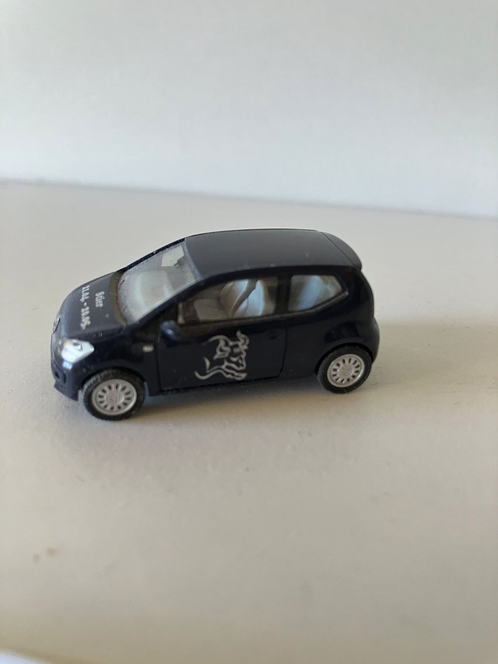 Herpa Modellini d'auto: herpa; vw up! "stier" h0 – Nuovo (secondo la descrizione) da solothurn venduto da Lrz74 1
