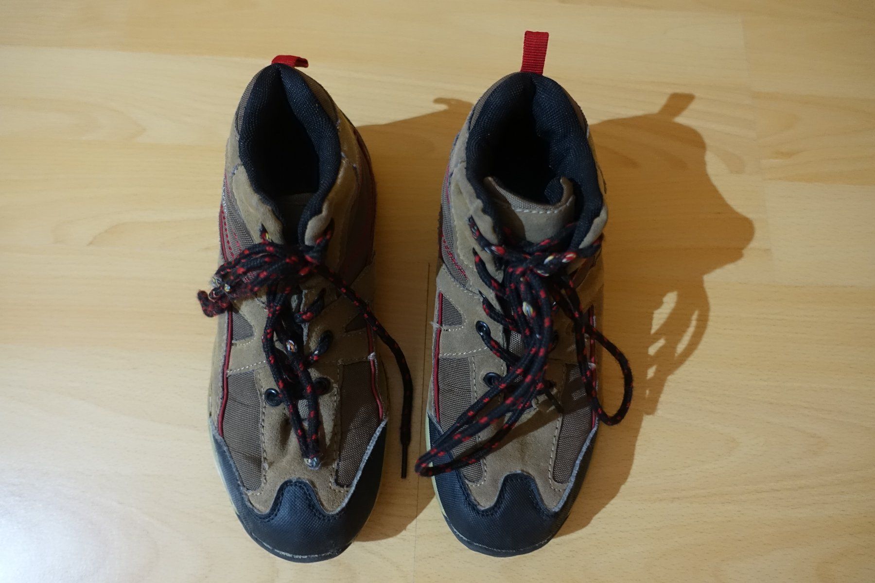 Scarpe per ragazzi: Chaussure de randonnée T35 – Usato da Chamoson venduto da daleva0204 3
