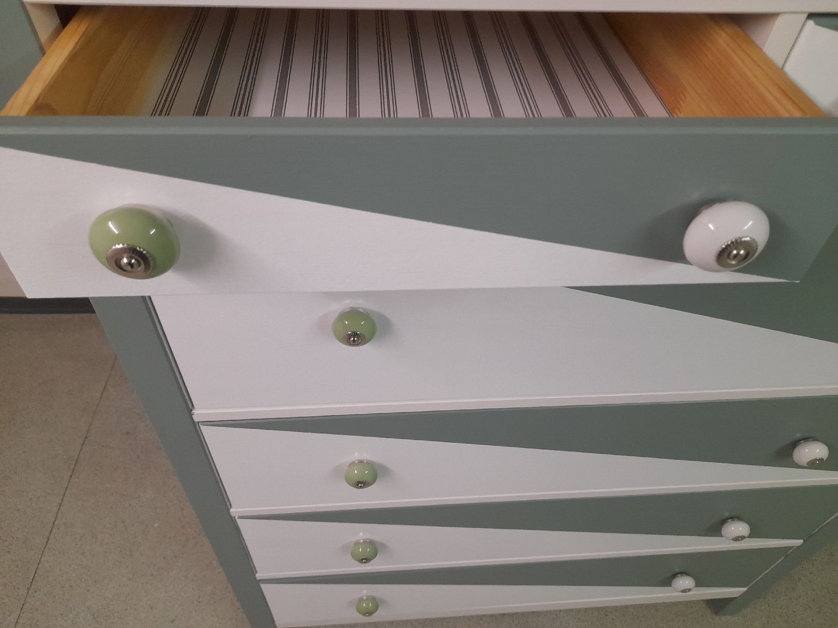 Ikea Cassettiere: Kommode hemnes ikea – Usato da Glattbrugg venduto da B_B 6