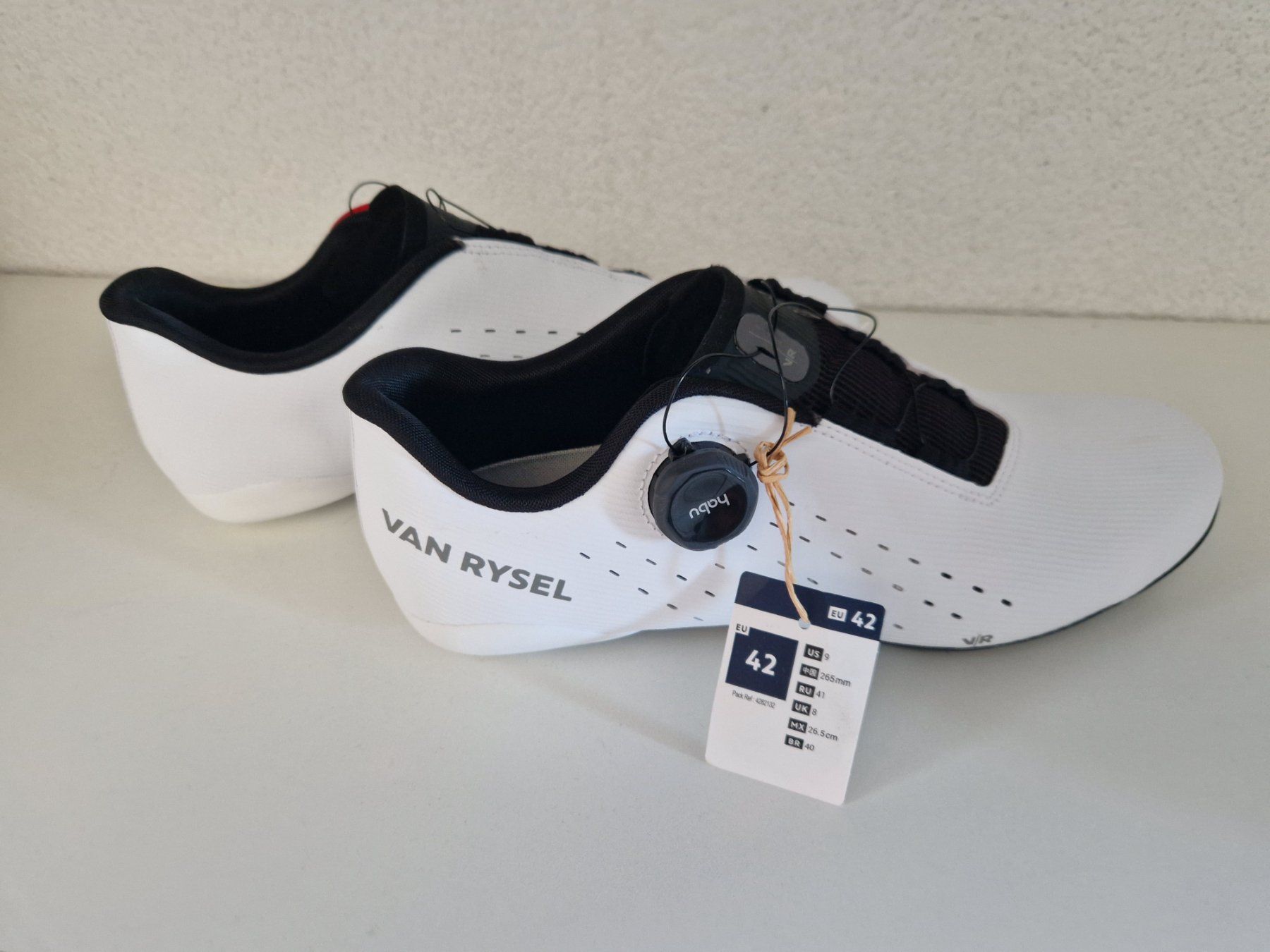 Van Rysel Scarpe da uomo: Rennradschuhe Van Rysel Gr. 42 – Nuovo (secondo la descrizione) da Matzingen venduto da sz2