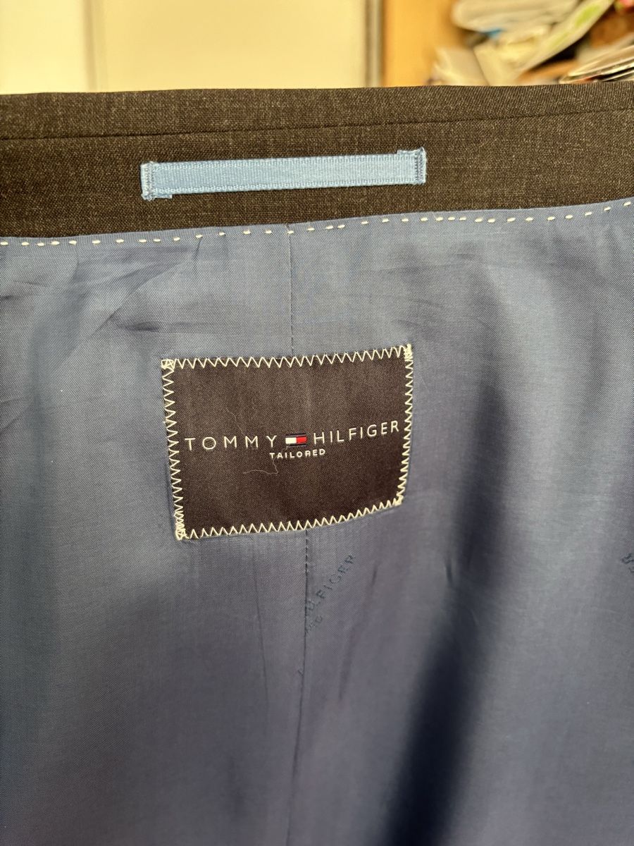 Tommy Hilfiger Jacken: Veste Tommy Hilfiger Tailored antharacite – Gebraucht aus OBERENGSTRINGEN von Lolo6316 3
