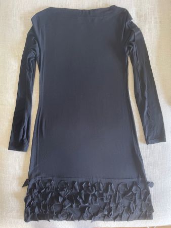 Stylisches schwarzes Kleid von Alanred