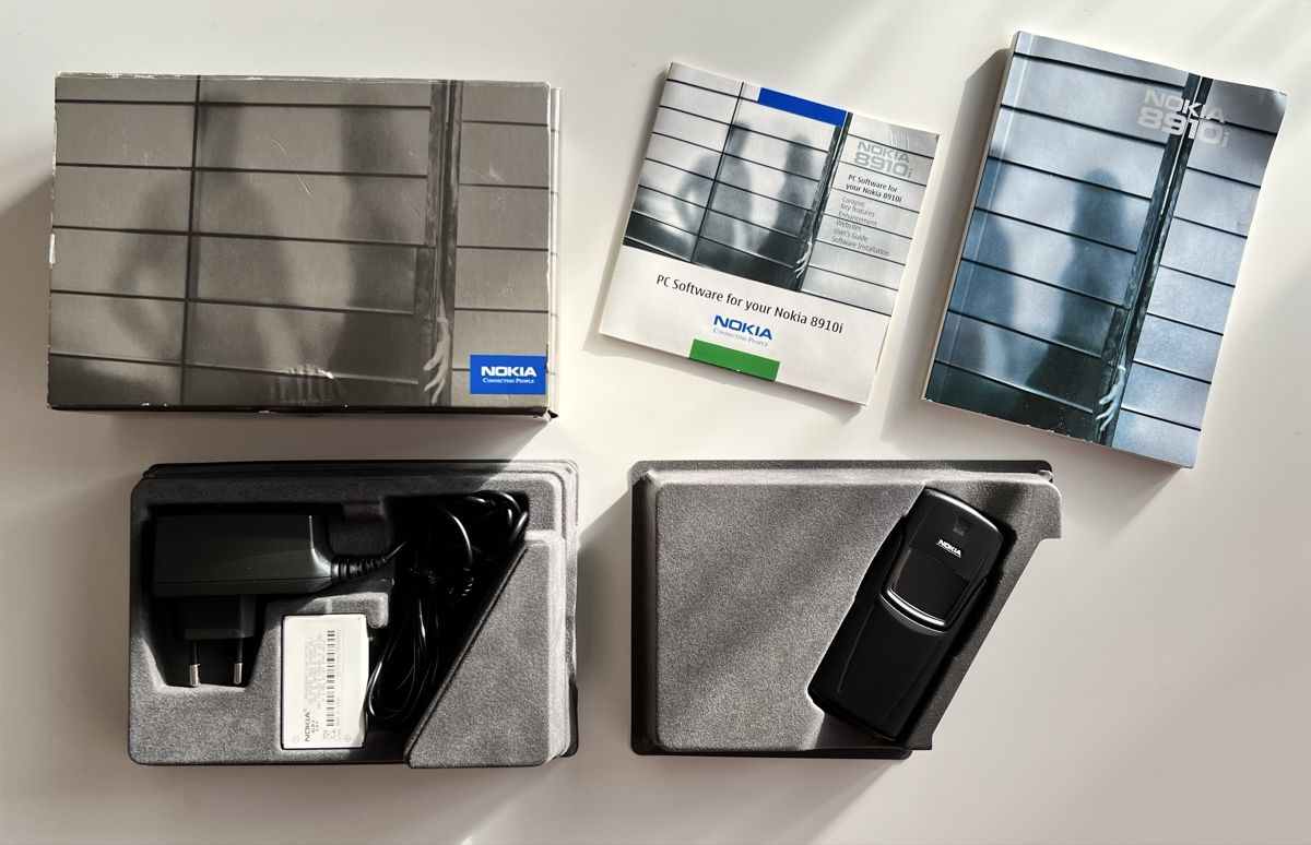 Nokia Handys / Smartphones: Nokia 8910i Full Set – Gebraucht aus Gossau SG von NUMOPOL 1