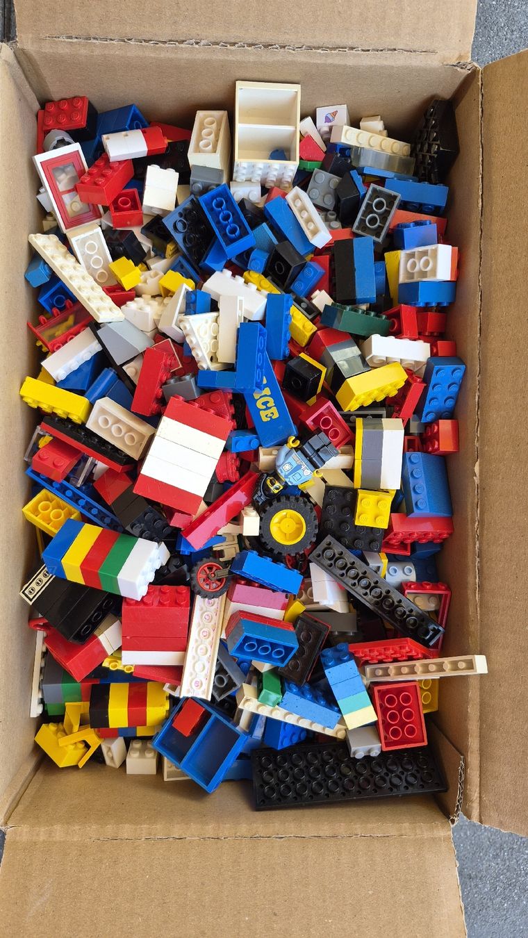 Lego Giocattoli: Lego 3.5kg – Usato da Hochdorf venduto da luna36
