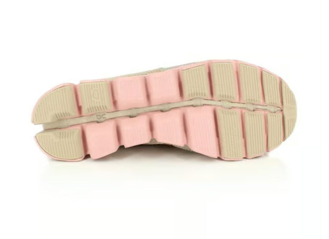 On Scarpe da donna: ON Laufschuh Cloud X Sneaker Grösse 36.5 – Nuovo e nell'imballaggio originale da Hombrechtikon venduto da Dannii0 3