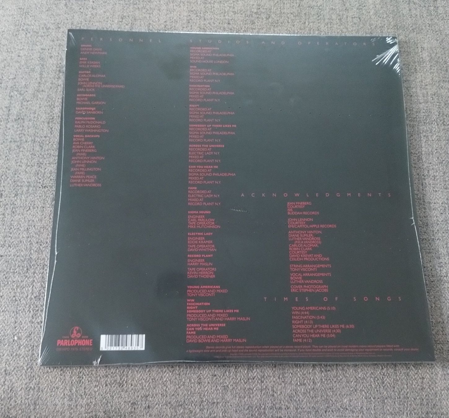 Dischi in vinile: David Bowie " Young Americans" picture disc – Nuovo e nell'imballaggio originale da Lausanne venduto da Martinucci 1