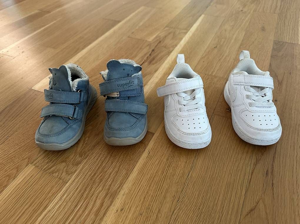 Schuhe für Jungen: Kinderschuhe Grösse 21, pro Paar 15.- – Gebraucht aus Luzern von val_zzf8