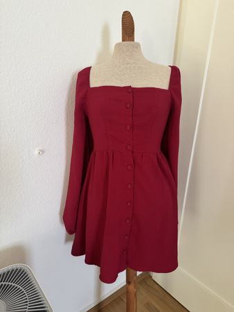 Rotes Herbstkleid mit Puffärmeln, Grösse 8/ S von Blossom