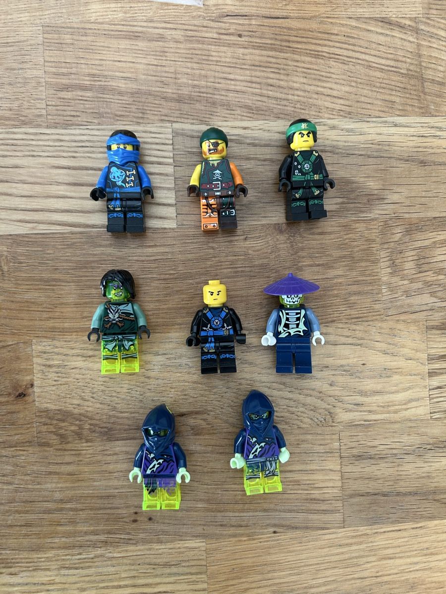 Lego Statuette: Lego Ninjago Minifiguren Set 1 – Usato da Stettlen venduto da MimiMaus_