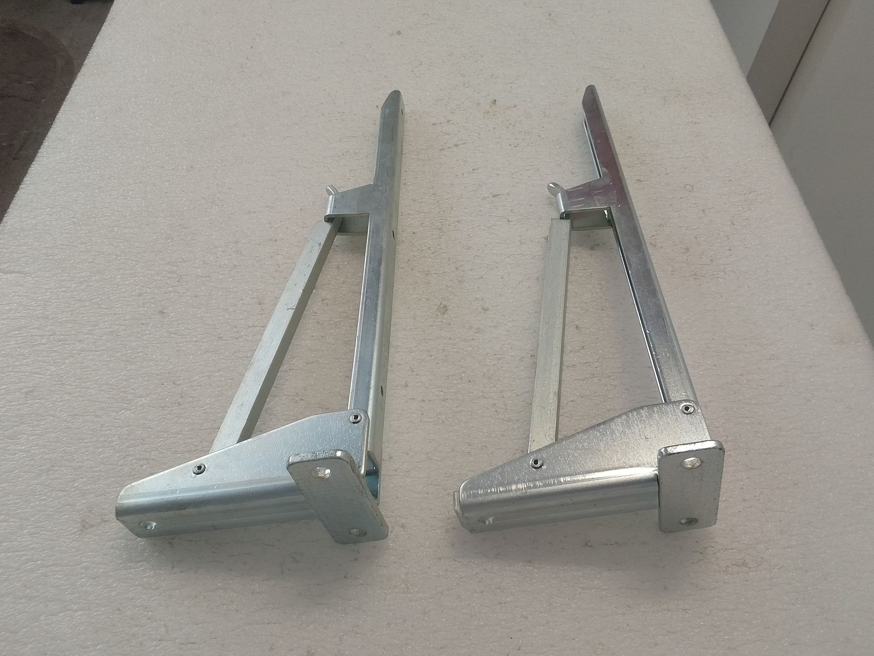Wandhalterungen: Wandklapphalter HEBGO KL/380mm 2 Stk.  – Gebraucht aus Trubschachen von Caddy8 3