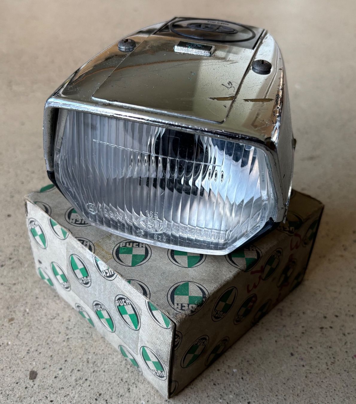 Puch Ciclomotori: Originaler CEV Scheinwerfer Puch X30 NL – Usato da Gerlafingen venduto da alpenbrevet