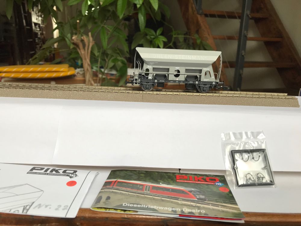 Wagon PIKO 54573 SBB – Selbstentladewagen – Echelle H0 – Ep VI – Neuf Sous Scellé
