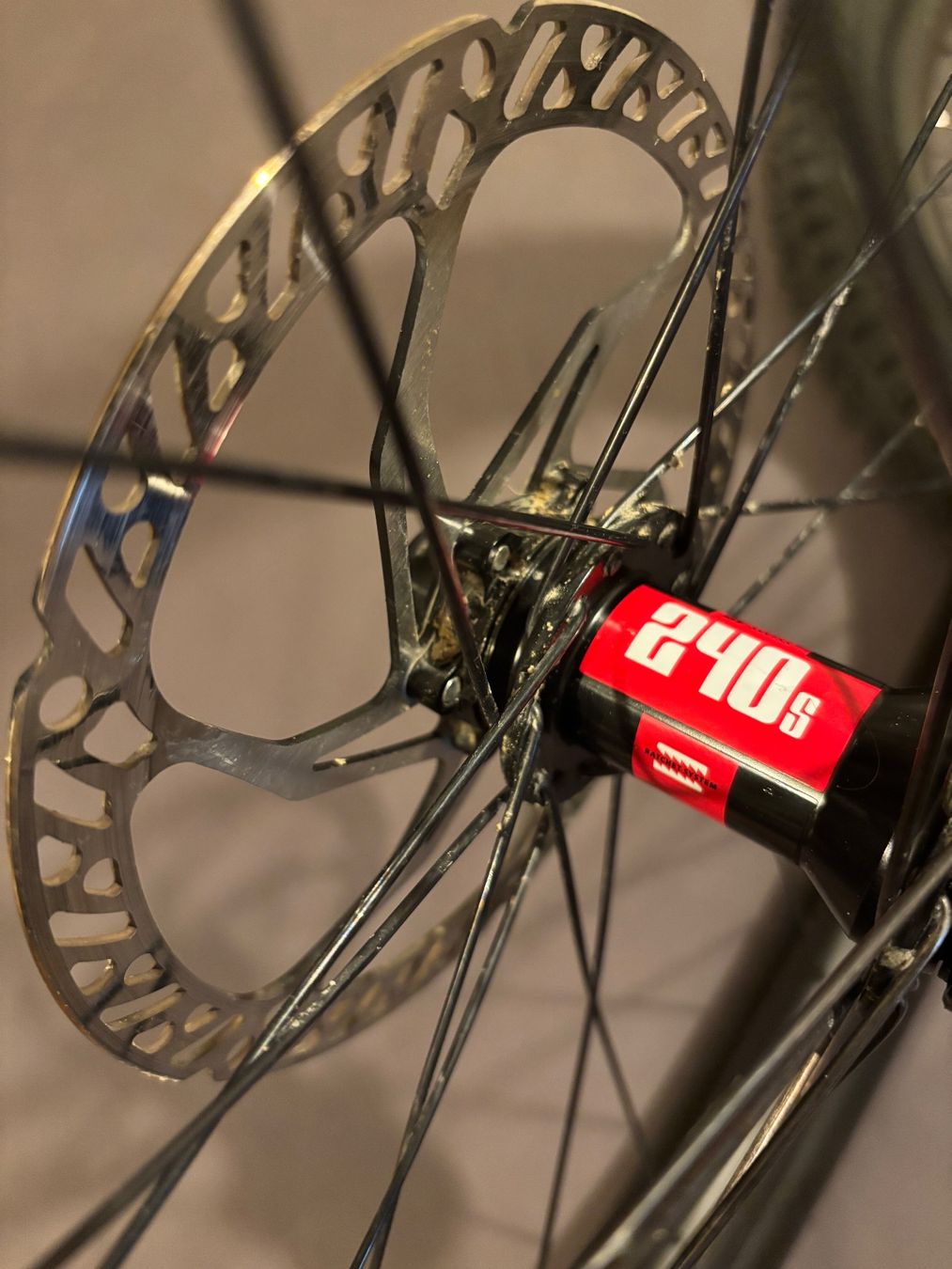 Pezzi di ricambio: Laufradsatz: Beast Components ED 30 27.5 Zoll – Usato da Bern venduto da m0nster 1