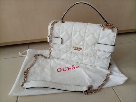 GUESS Bag Collection “1981 / Los Angeles"