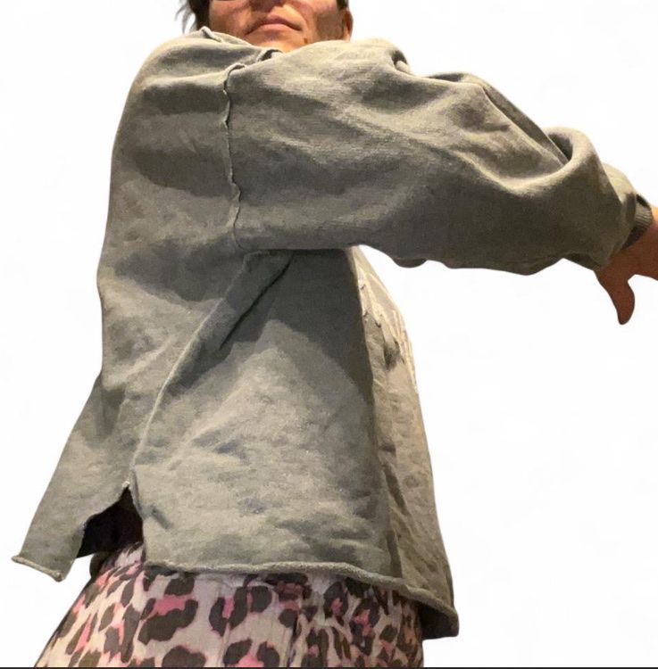 Pullover & Sweatshirts: Oversized Pullover türkis mit "Smile" Print Grösse S-L – Neu (gemäss Beschreibung) aus Zürich von cel_cw9k 1