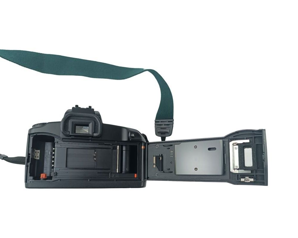 Canon Appareil photo: CANON EOS 100 Set – D'occasion à Luzern par Restwert_Luzern 5