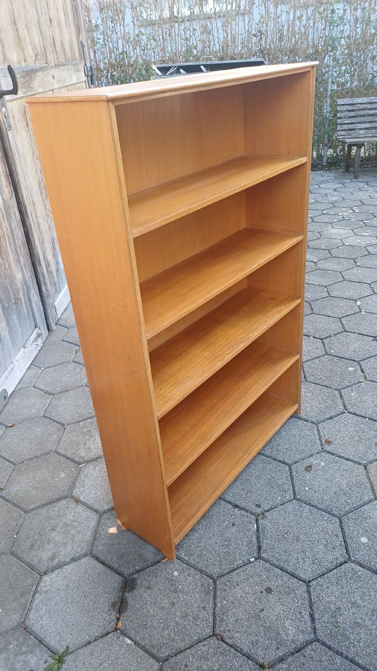 Regale: Bücherregal 60er – Gebraucht aus Flawil von Naphtali 1