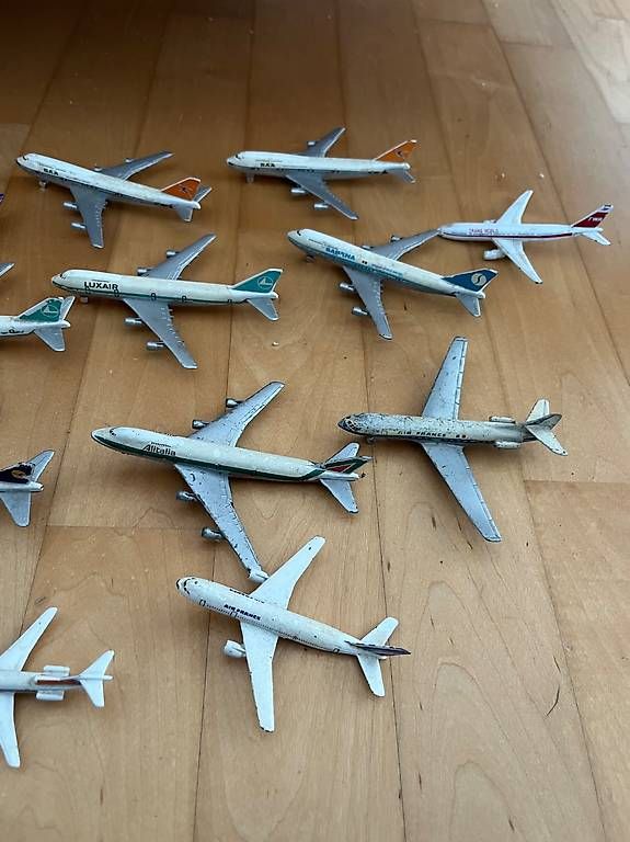 Kits de montage: Flugzeugsammlung – D'occasion à Allschwil par Manolictus 3
