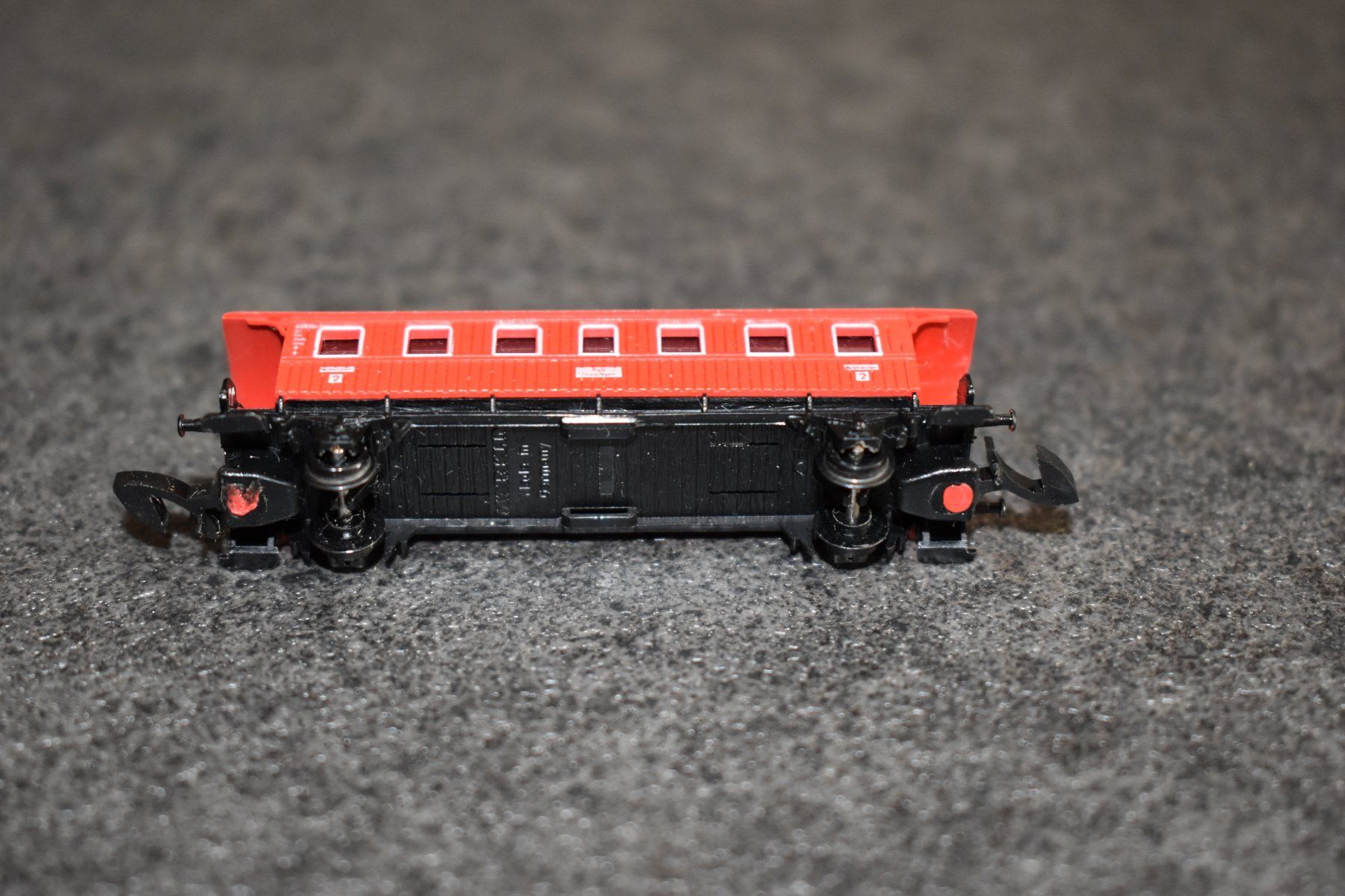 Märklin Modellini di ferrovie: Märklin Z Wagon voyageurs DB 8701 – Usato da Le Locle venduto da skycomputer 4