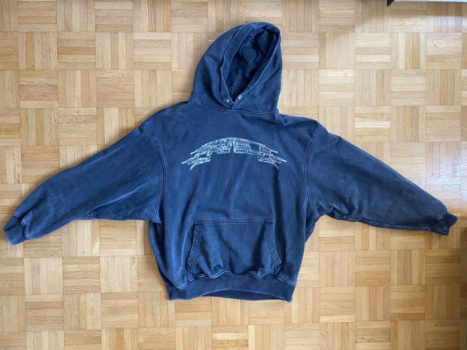 Maglioni & Felpe: Oversized Hoodie FAVELA CLOTHING – Usato da Sigriswil venduto da lar_vl5w
