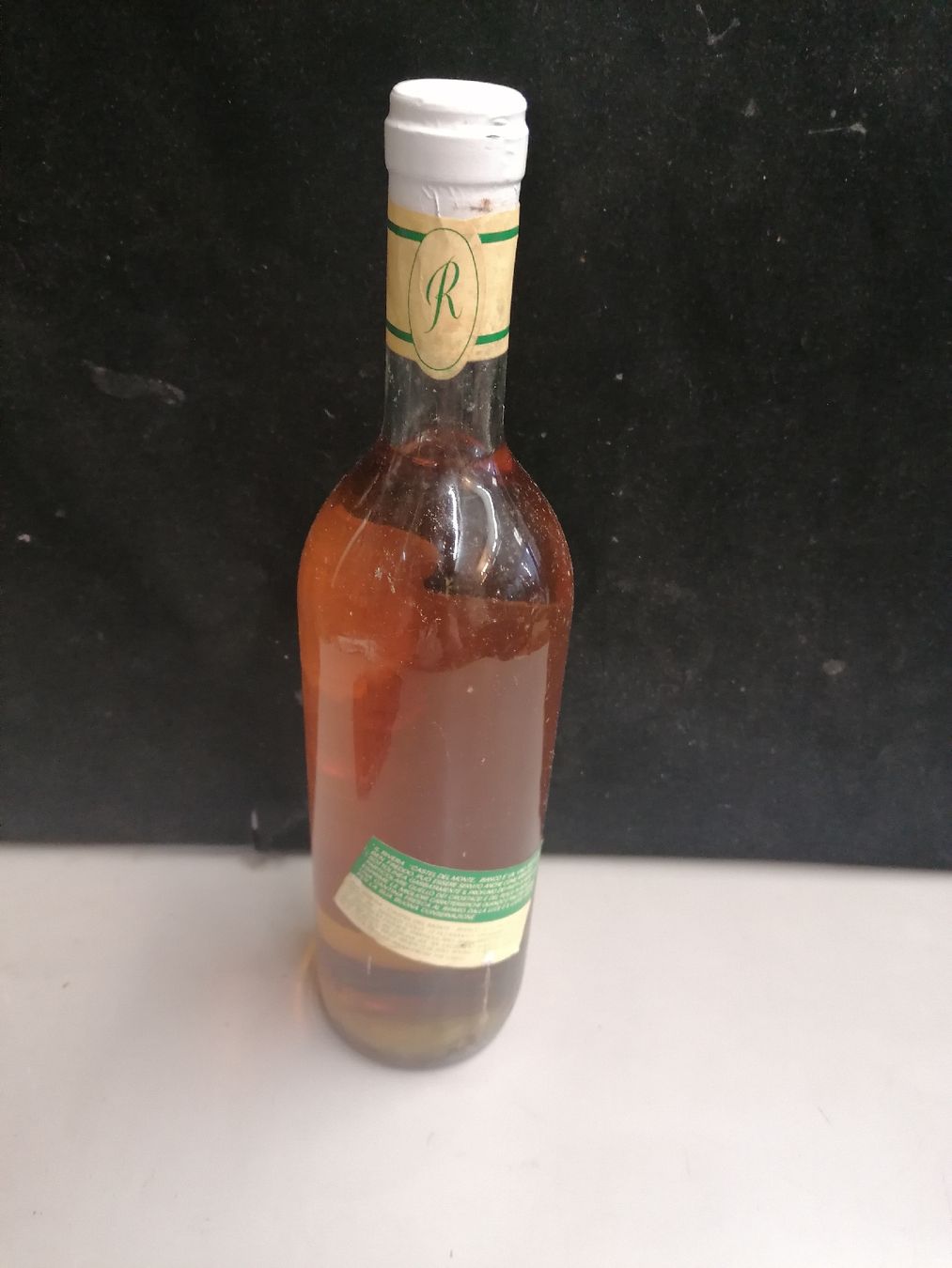 Vino: RIVERA BIANCO CASTEL DEL MONTE 1981 – Nuovo (secondo la descrizione) da Genève venduto da Leboucheoreilles 6