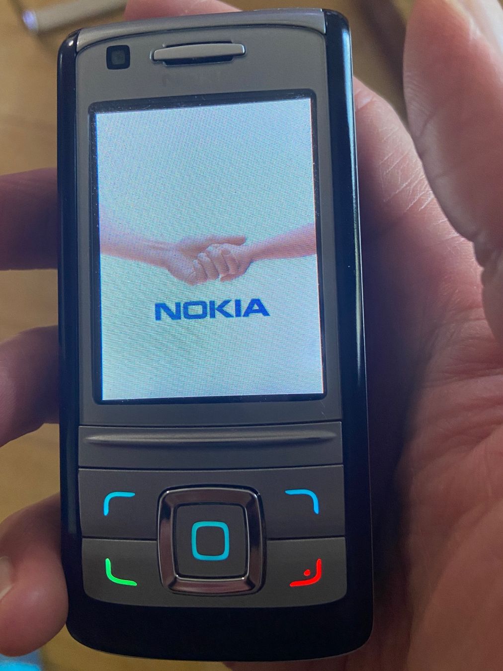 Nokia Telefoni cellulari / Smartphones: Tél. portable Nokia 6288 complets avec accessoires – Usato da Collex venduto da RCXGJ