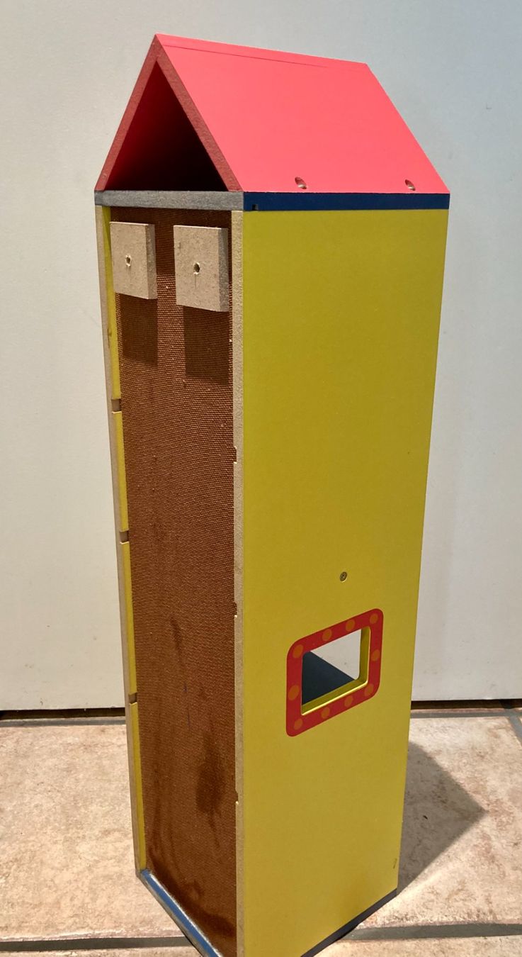 Spielhäuser: Kindermöbel zum Träumen – Gebraucht aus Eglisau von Shoprabbit 4