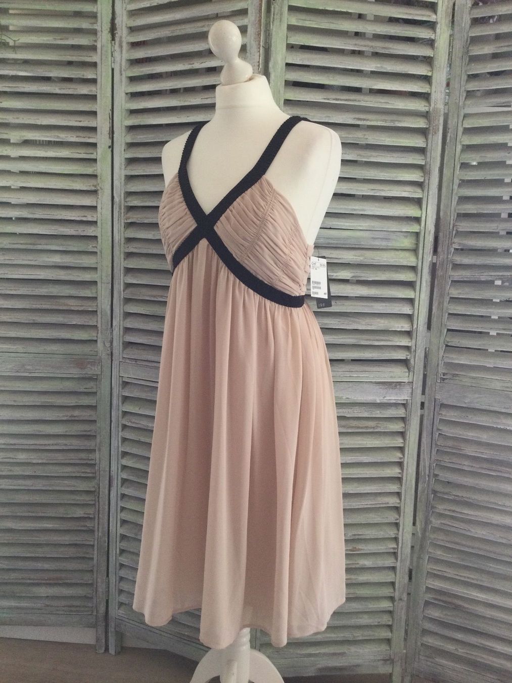 H&M Vestiti: Robe beige/noir avec perles, taille 40, NEUF – Nuovo e nell'imballaggio originale da Agiez venduto da chouchanelle 2