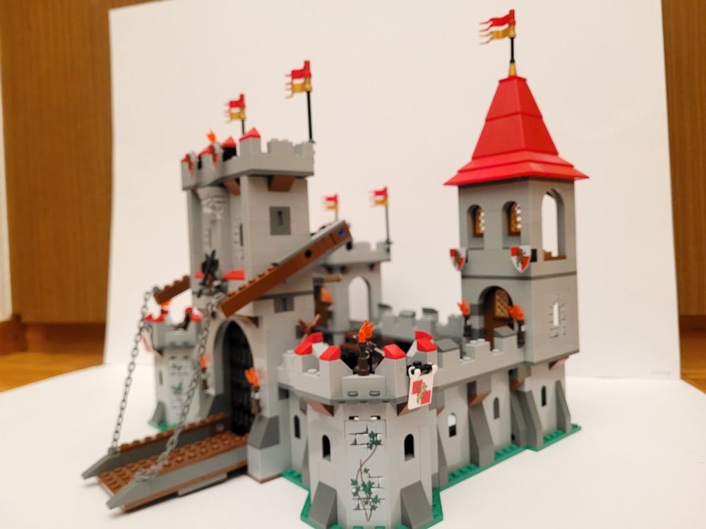 Lego Kingdoms 7946 - King's Castle 4