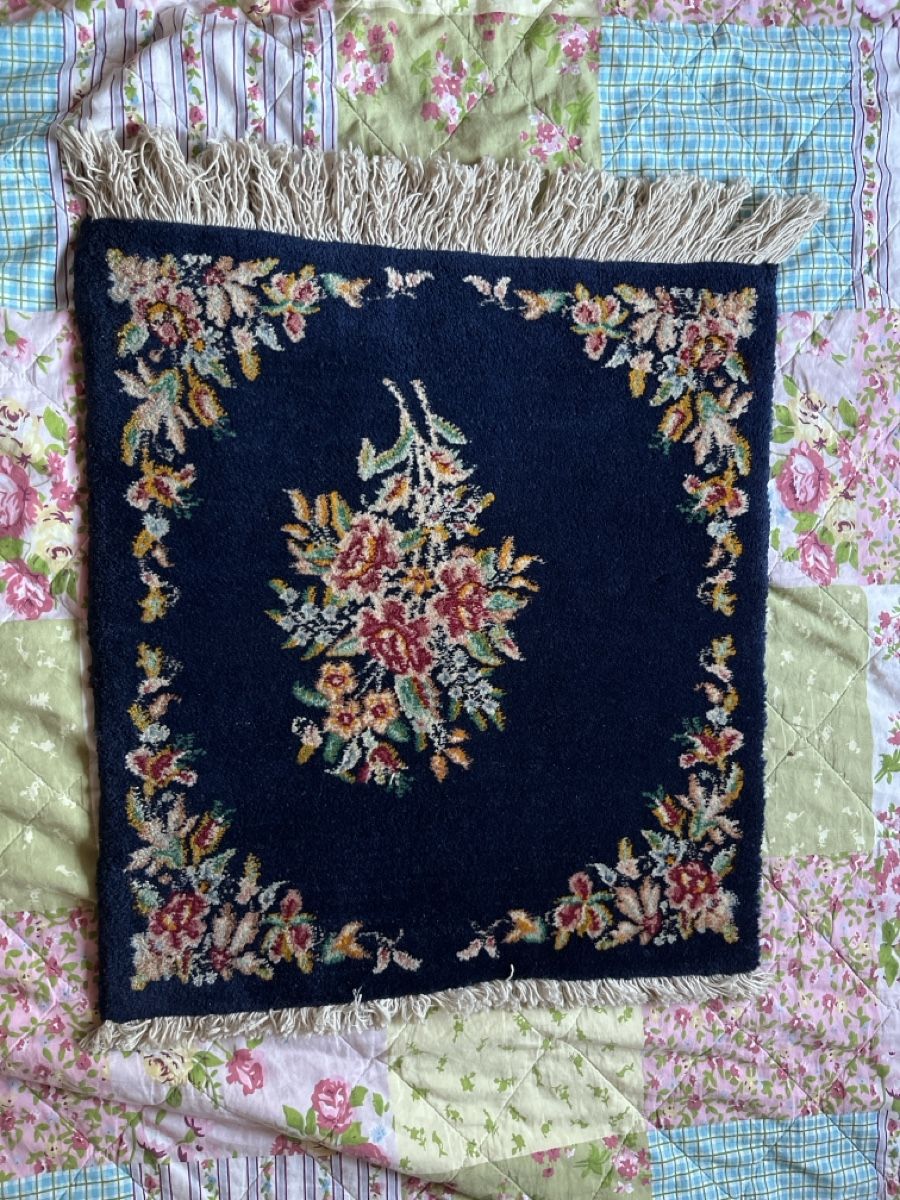 Teppiche: Vintage Orientteppich mit Blumenmuster – Gebraucht aus Mönchaltorf von pel_2dtj